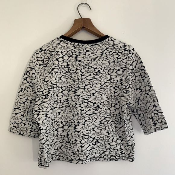 Topshop Flowered Crop Sweater Top - Picture 3 of 3